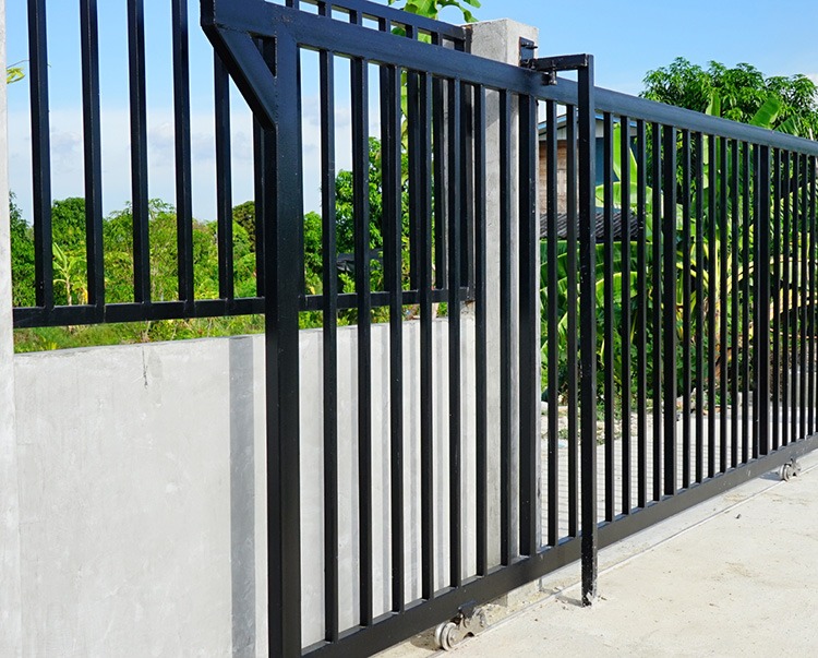 Installation of heavy-duty gates for residential UAE